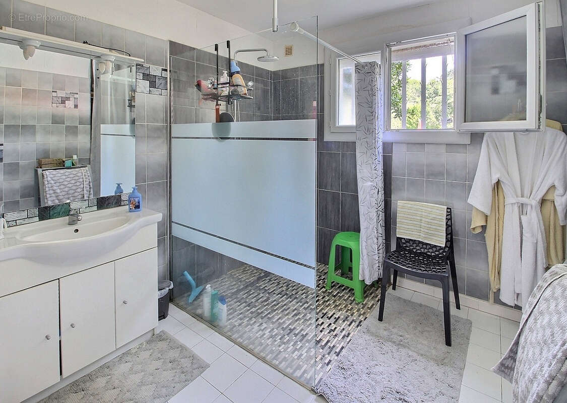 Maison à SAINT-MARTIN-DE-LONDRES