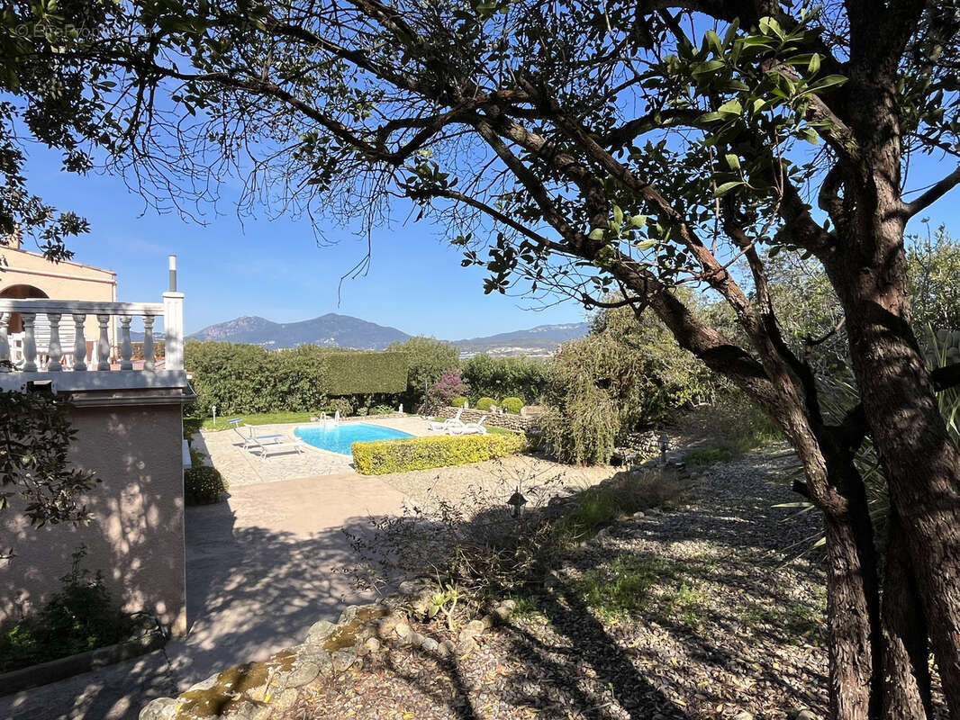 Maison à GROSSETO-PRUGNA