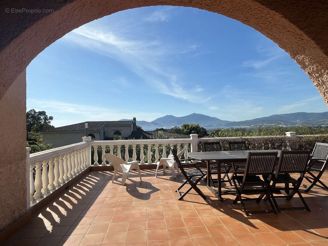 Maison à GROSSETO-PRUGNA