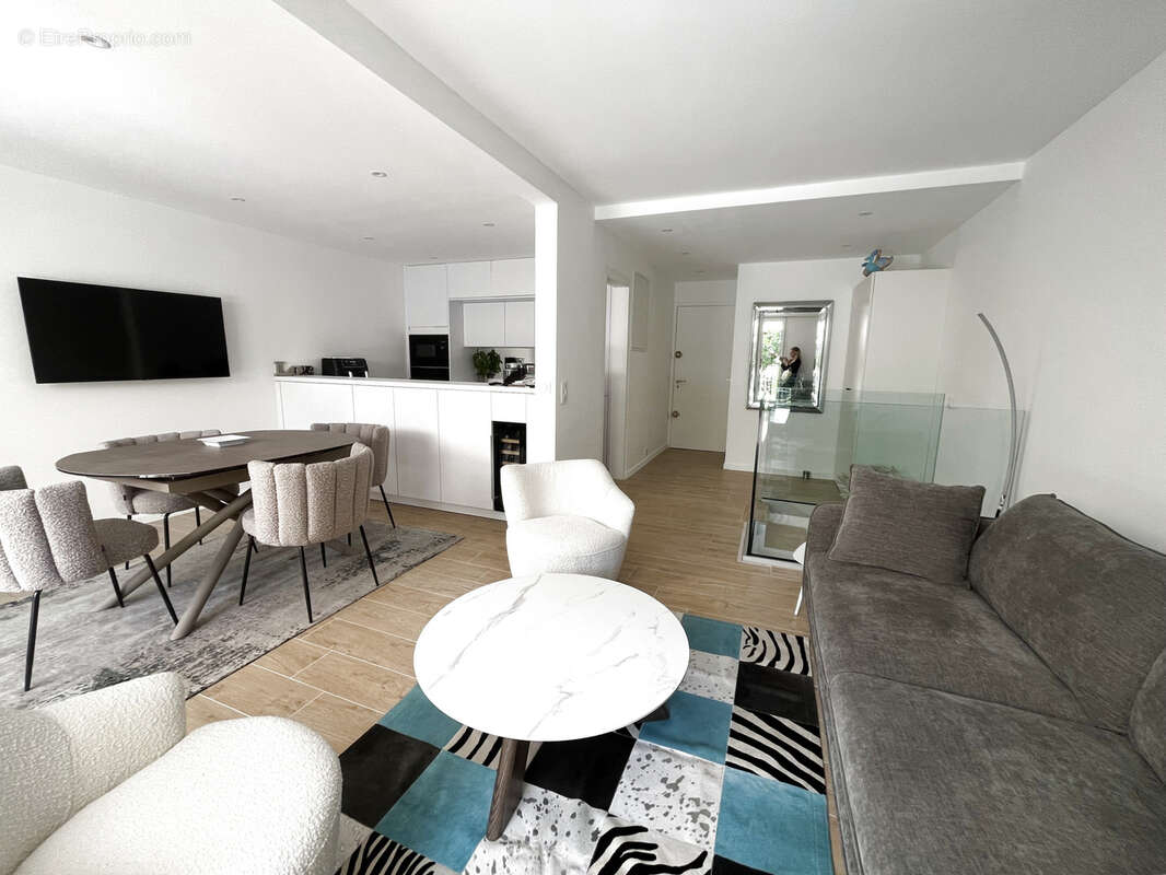 Appartement à SAINT-TROPEZ