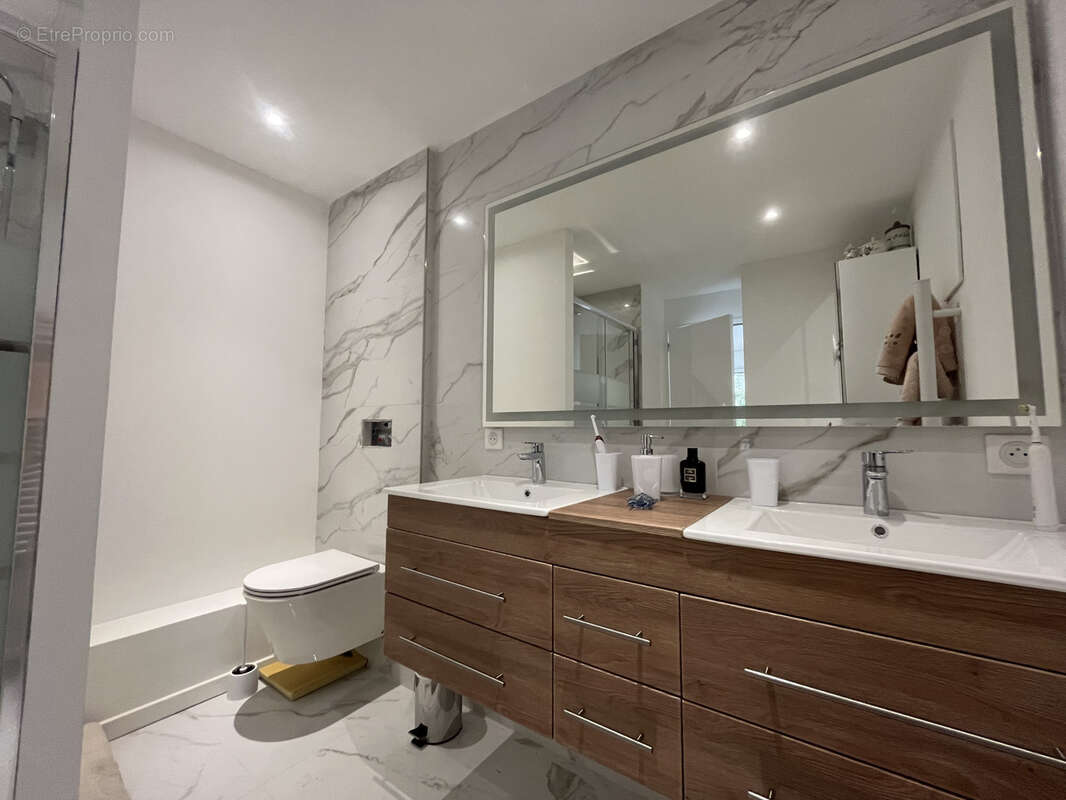 Appartement à SAINT-TROPEZ