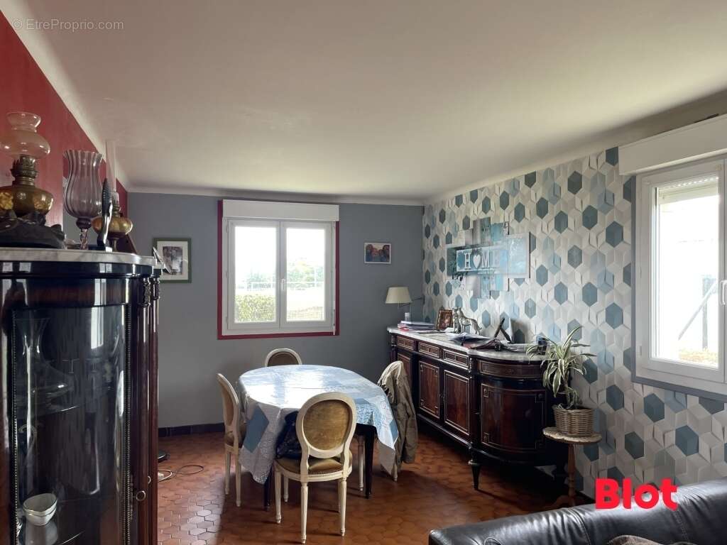 Maison à PLESSIX-BALISSON