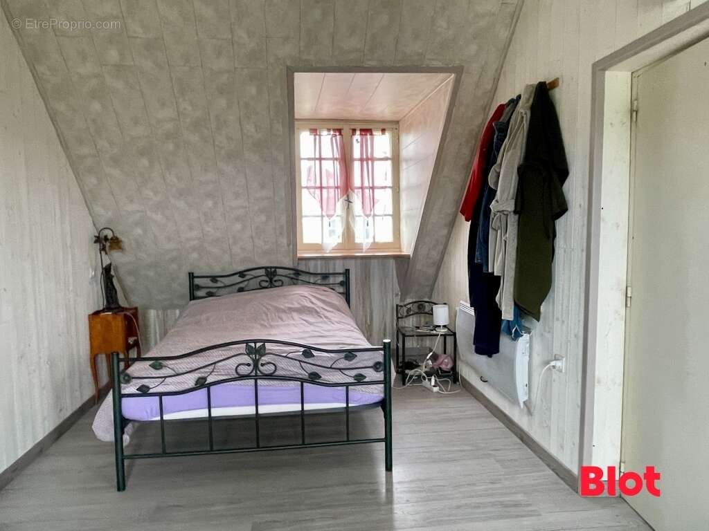 Maison à PLESSIX-BALISSON