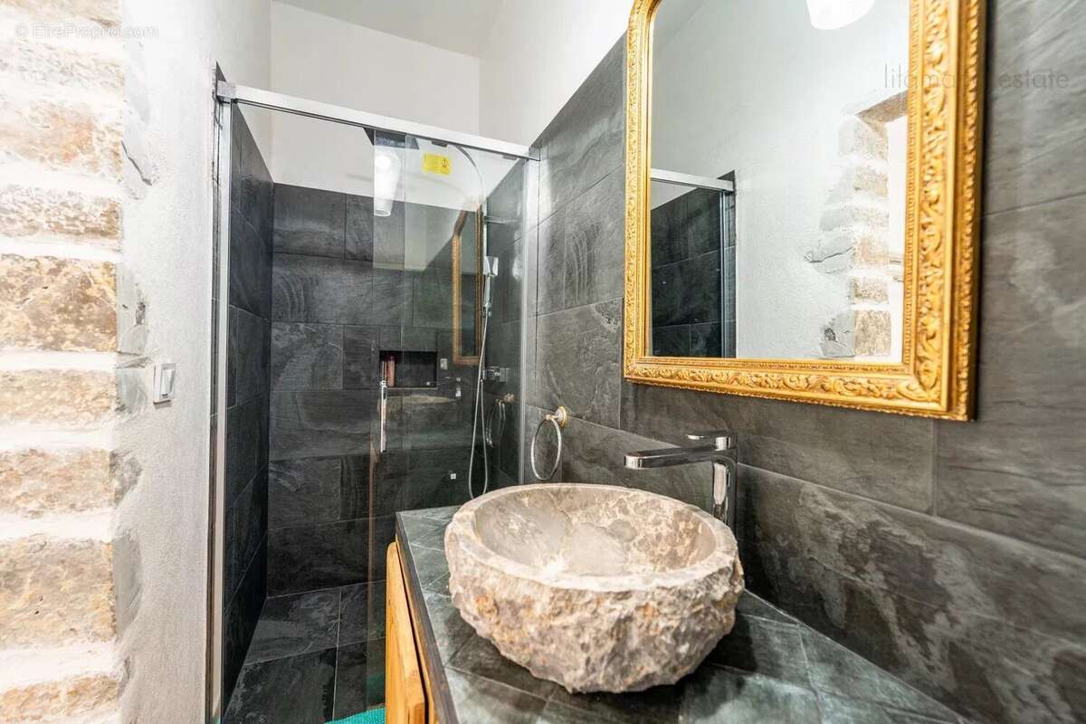 Maison à MOUANS-SARTOUX