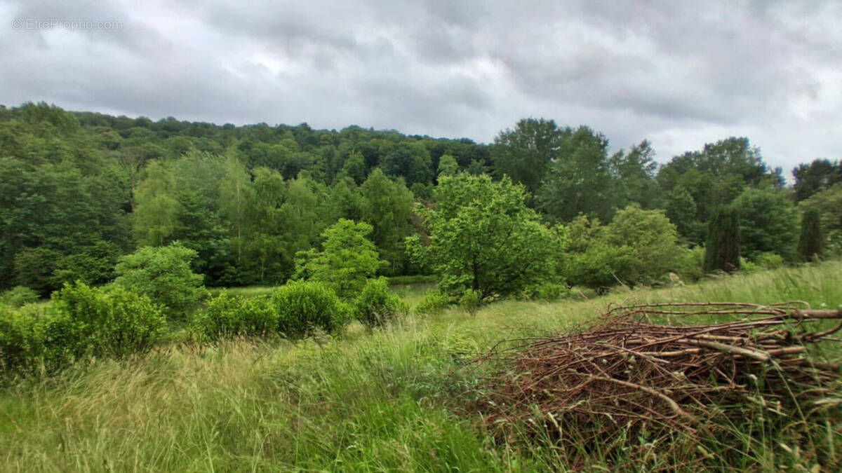 Autre à VERNEUIL-SOUS-COUCY