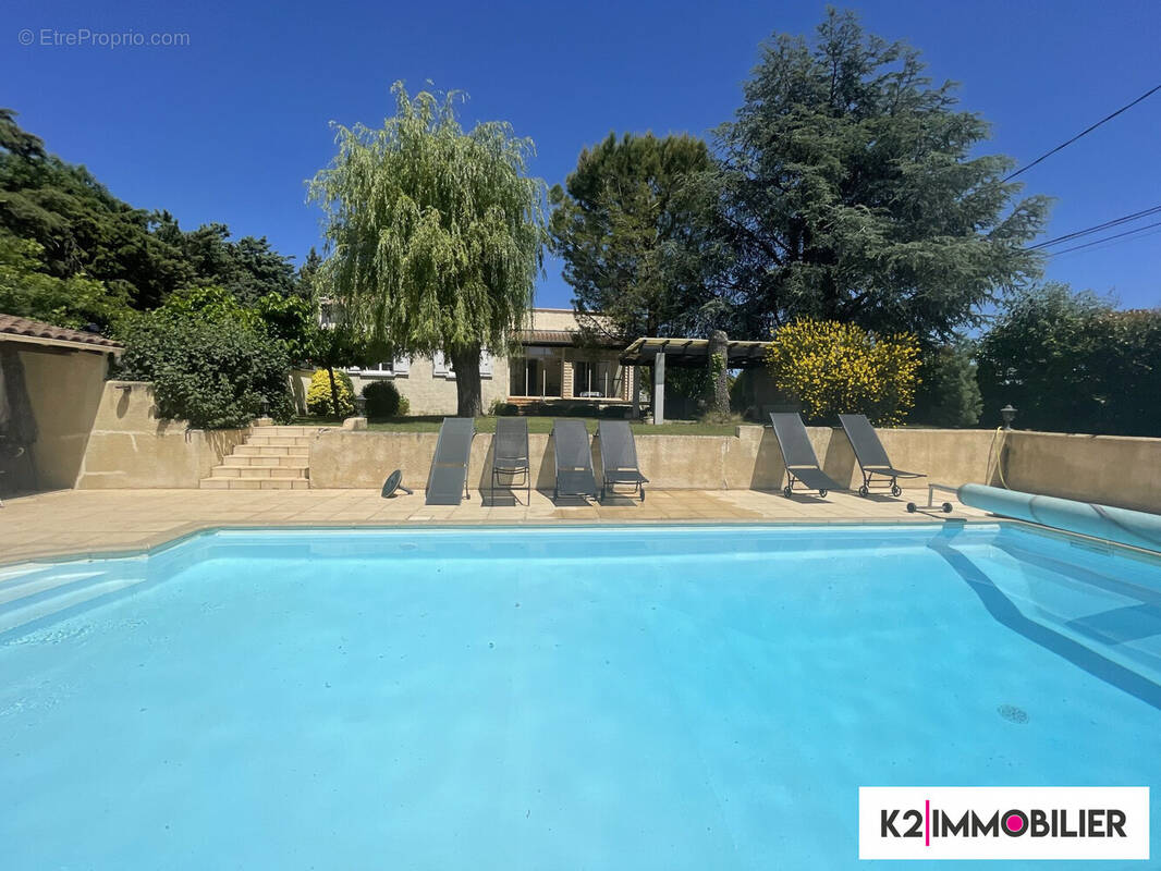 Maison à MONTELIMAR