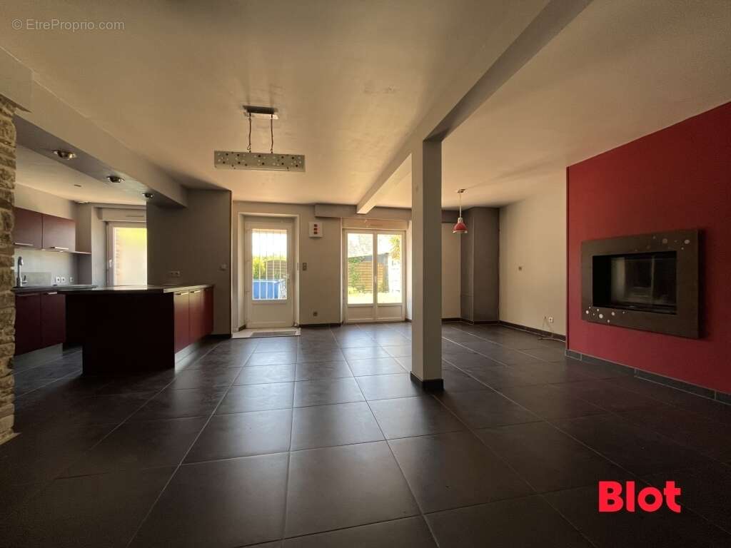 Maison à BAIN-DE-BRETAGNE