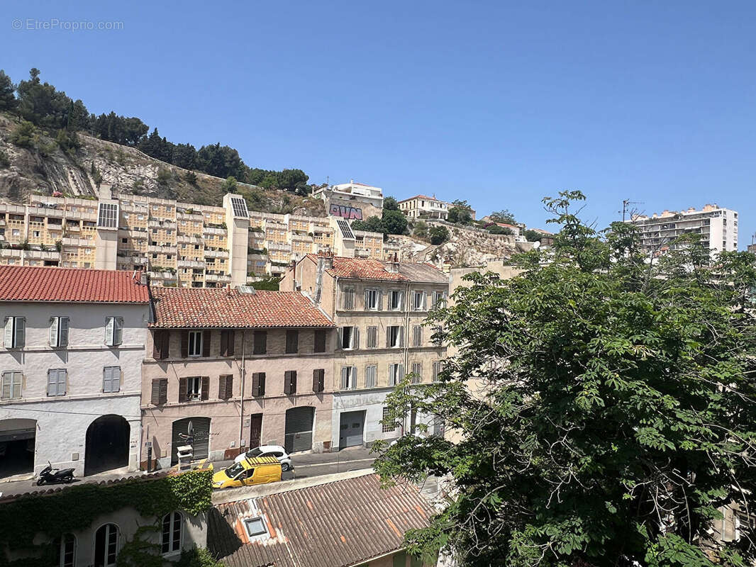 Appartement à MARSEILLE-6E