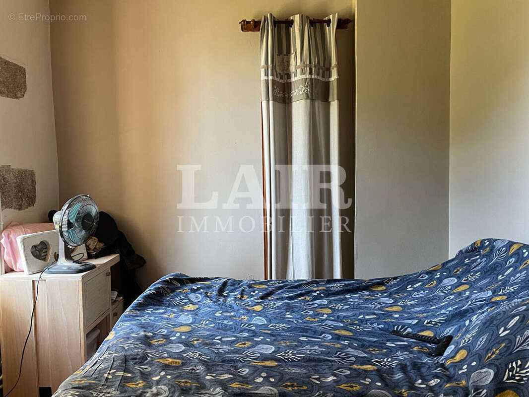 Maison à LE MELE-SUR-SARTHE