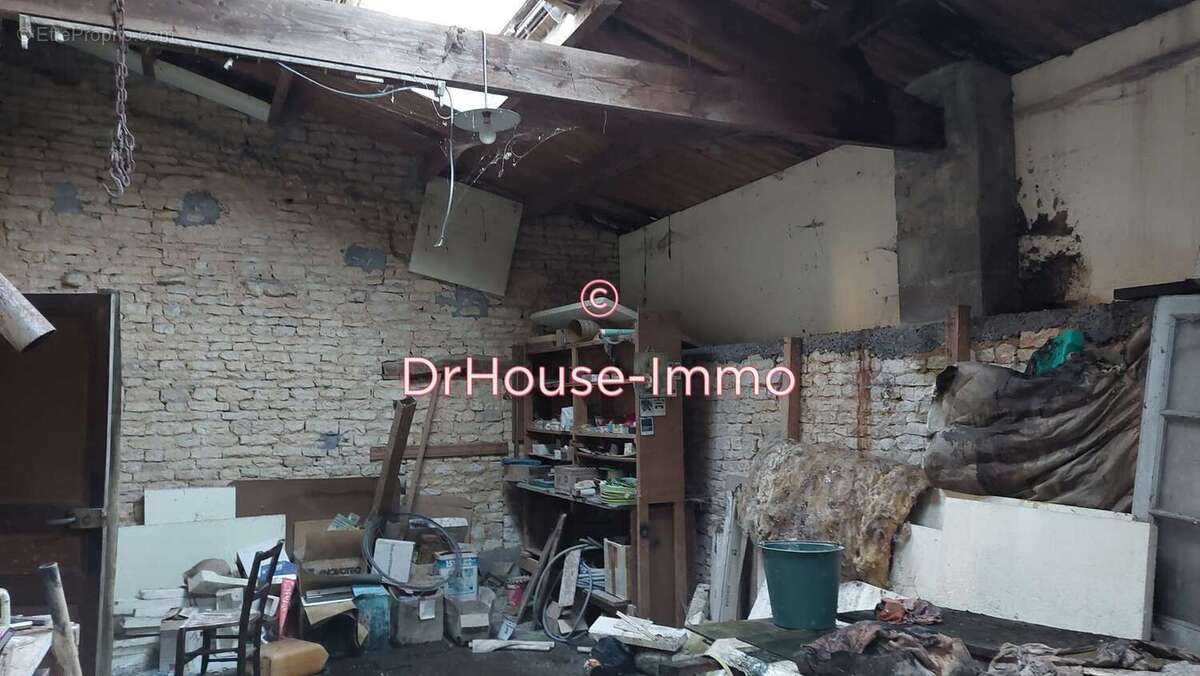 Maison à CRAMCHABAN