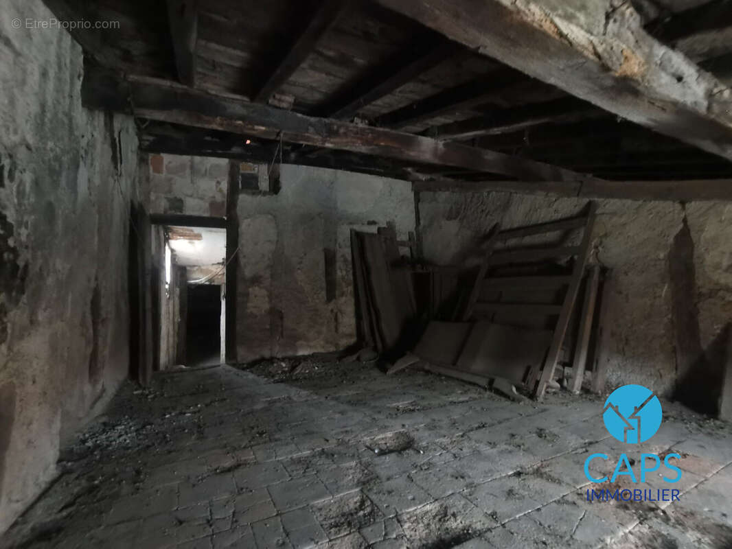 Immeuble à diviser proche de Castres - Appartement à ROQUECOURBE