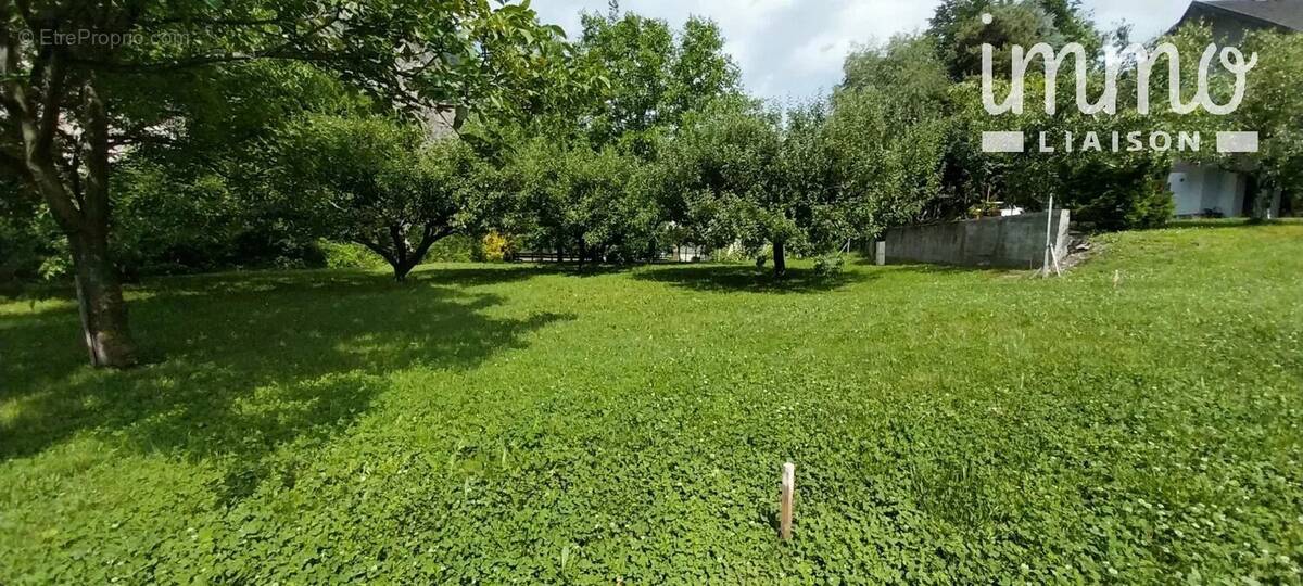 Terrain à SAINT-JEAN-DE-MAURIENNE