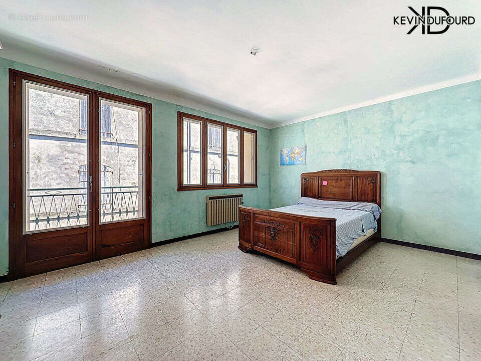 Maison à MONTPEZAT-SOUS-BAUZON