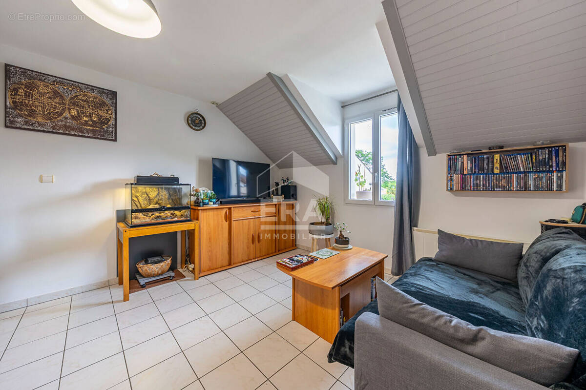 Appartement à BALLANCOURT-SUR-ESSONNE