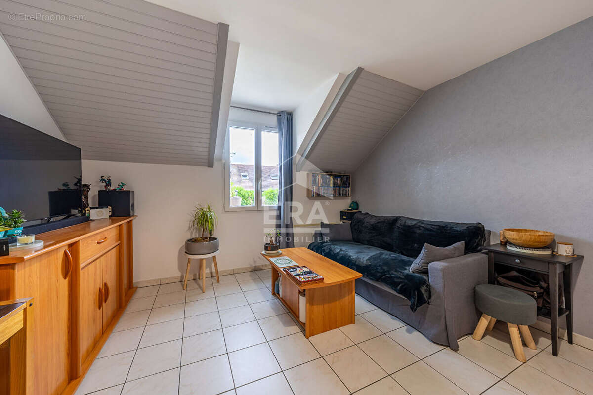 Appartement à BALLANCOURT-SUR-ESSONNE