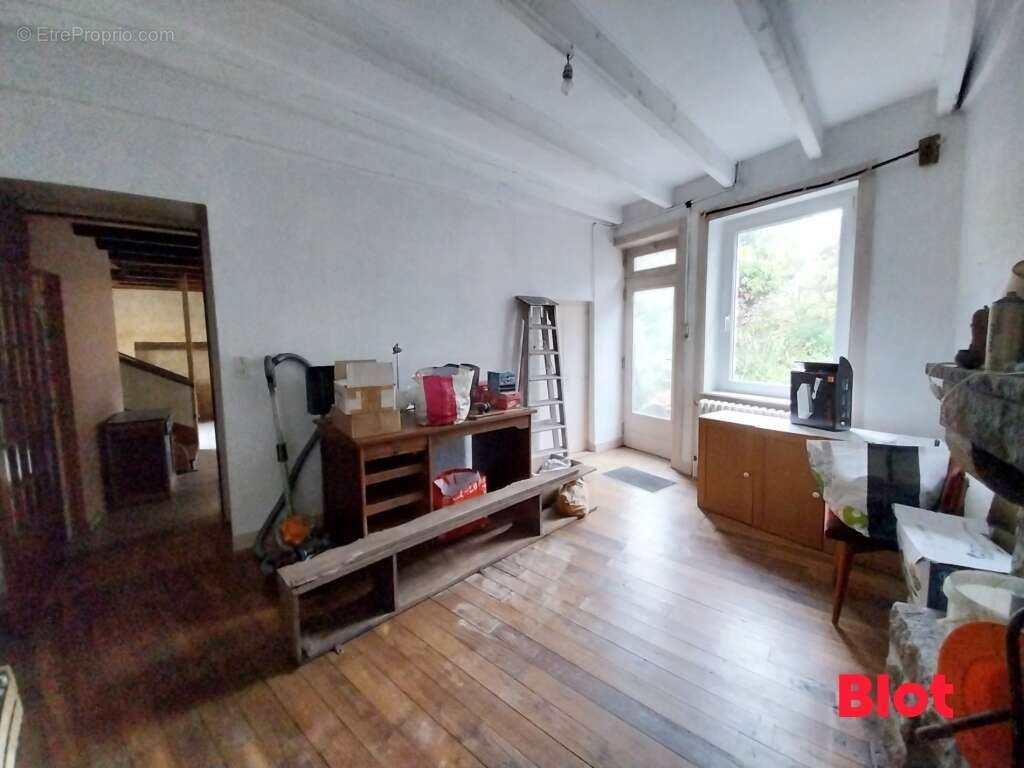 Maison à SAINT-PIERRE-DE-PLESGUEN