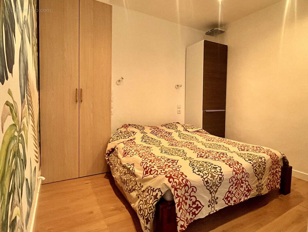 Appartement à PARIS-10E