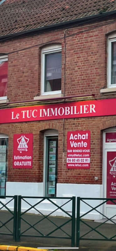 Terrain à MERICOURT