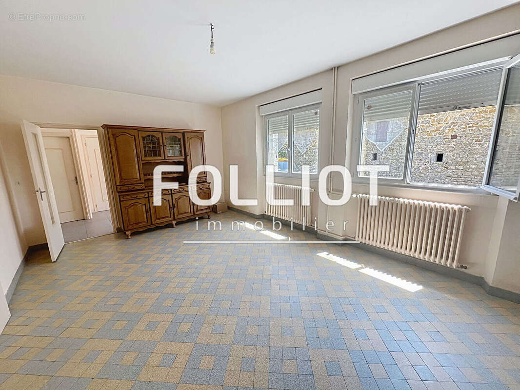 Maison à HAUTEVILLE-SUR-MER