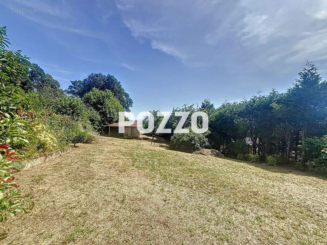 Maison à JUVIGNY-LE-TERTRE