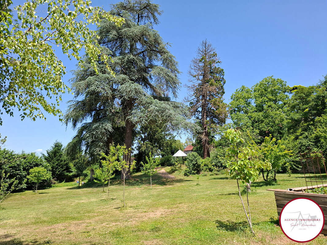 Maison à BRUERE-ALLICHAMPS