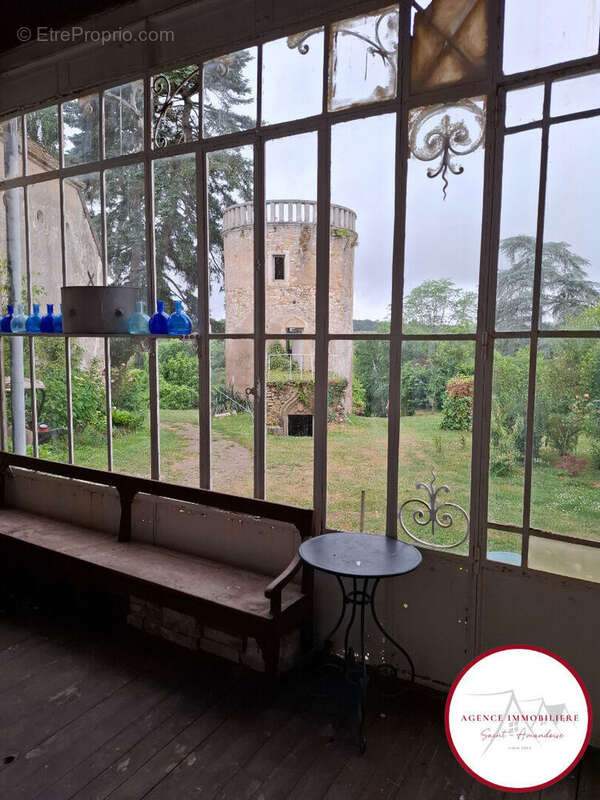 Maison à BRUERE-ALLICHAMPS