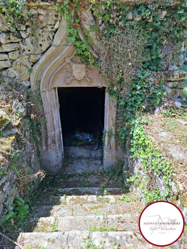 Maison à BRUERE-ALLICHAMPS