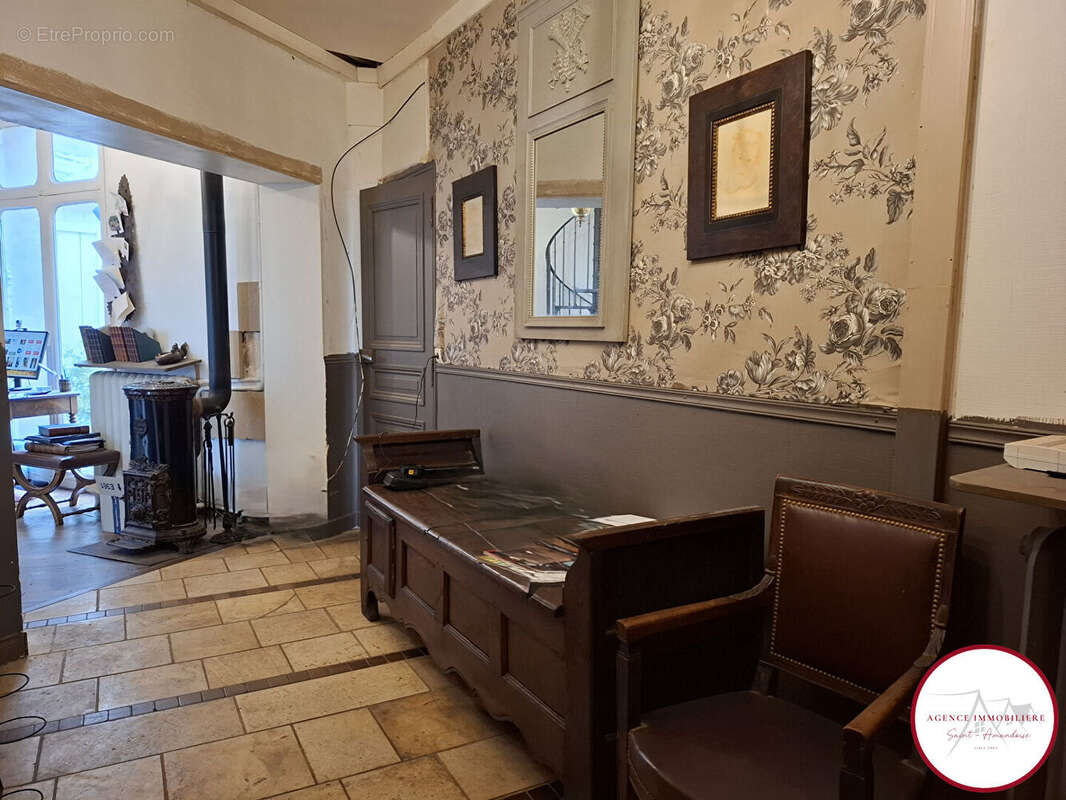 Maison à BRUERE-ALLICHAMPS