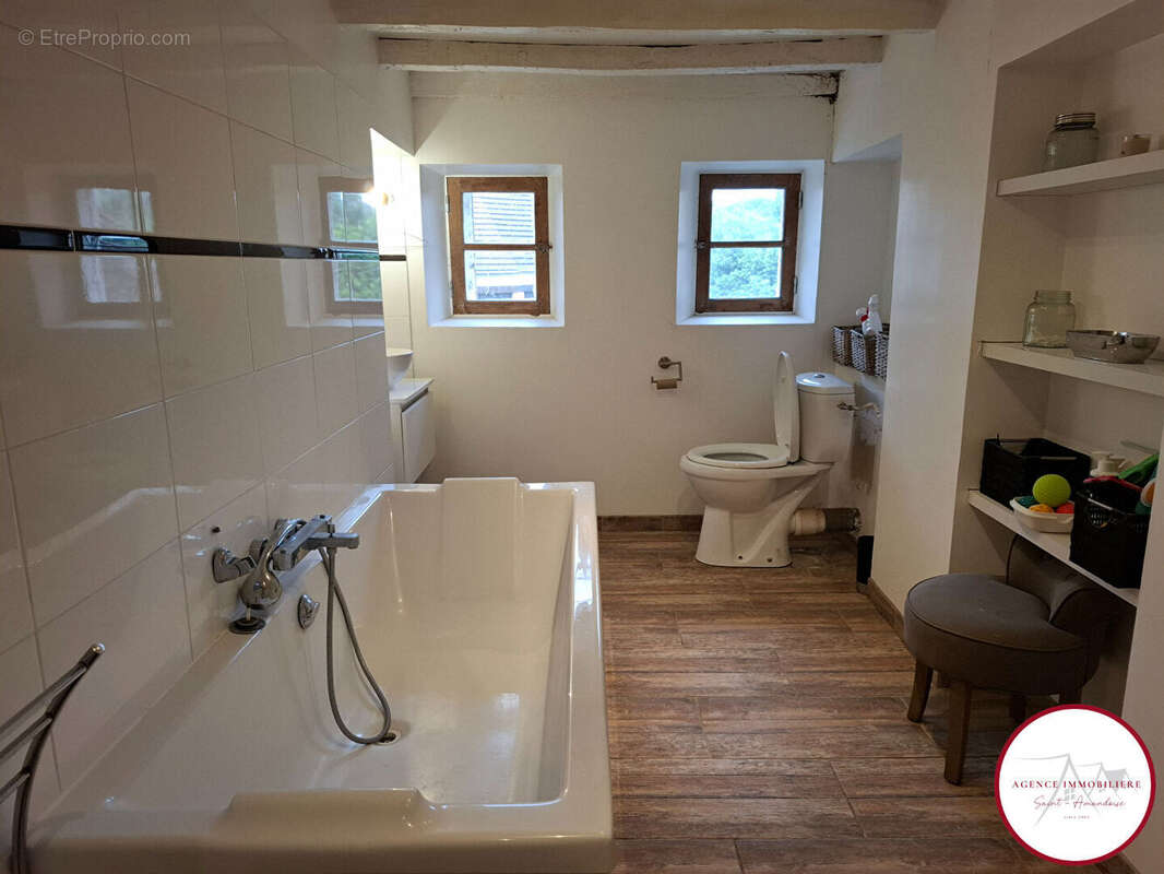 Maison à BRUERE-ALLICHAMPS