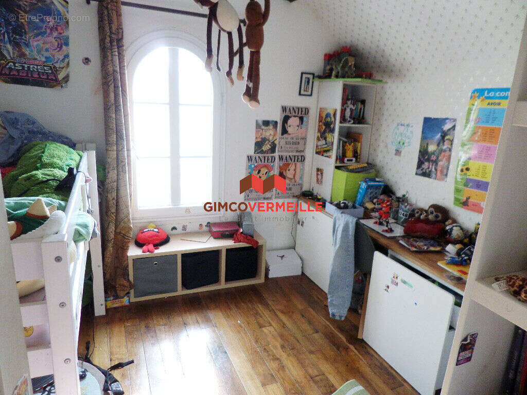 Maison à LA CELLE-SAINT-CLOUD