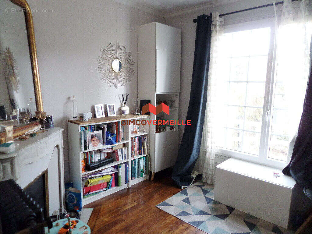 Maison à LA CELLE-SAINT-CLOUD