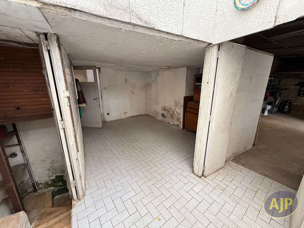 Maison à LA ROMAGNE