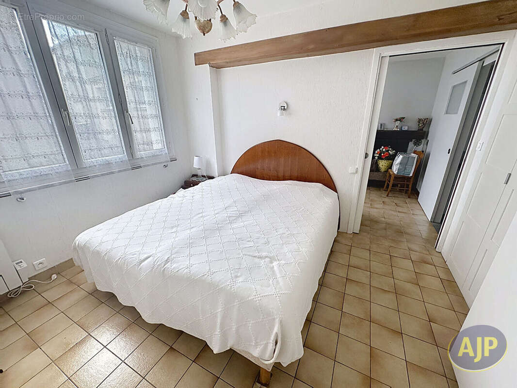 Maison à LA ROMAGNE