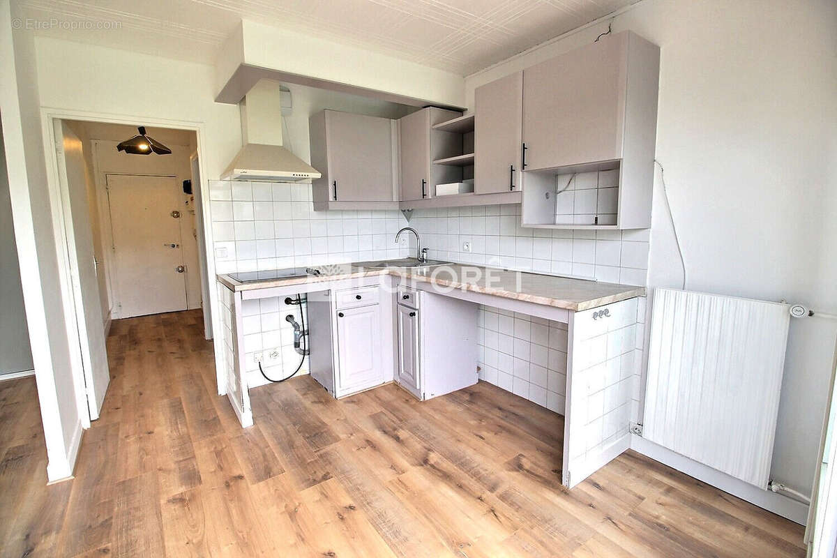 Appartement à ASNIERES-SUR-SEINE