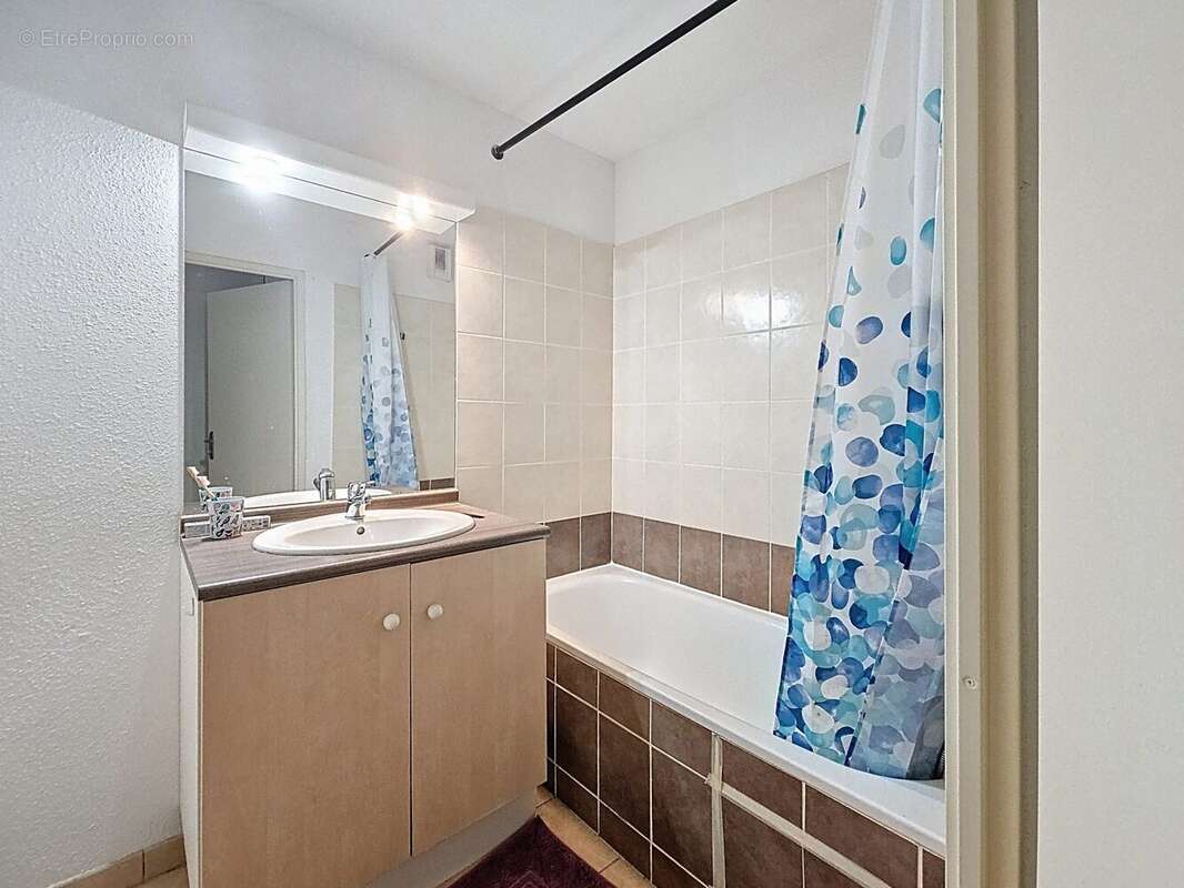 Appartement à LANTA