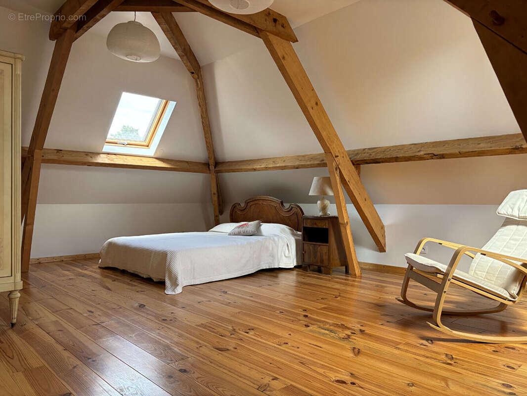 Maison à RIEUPEYROUX