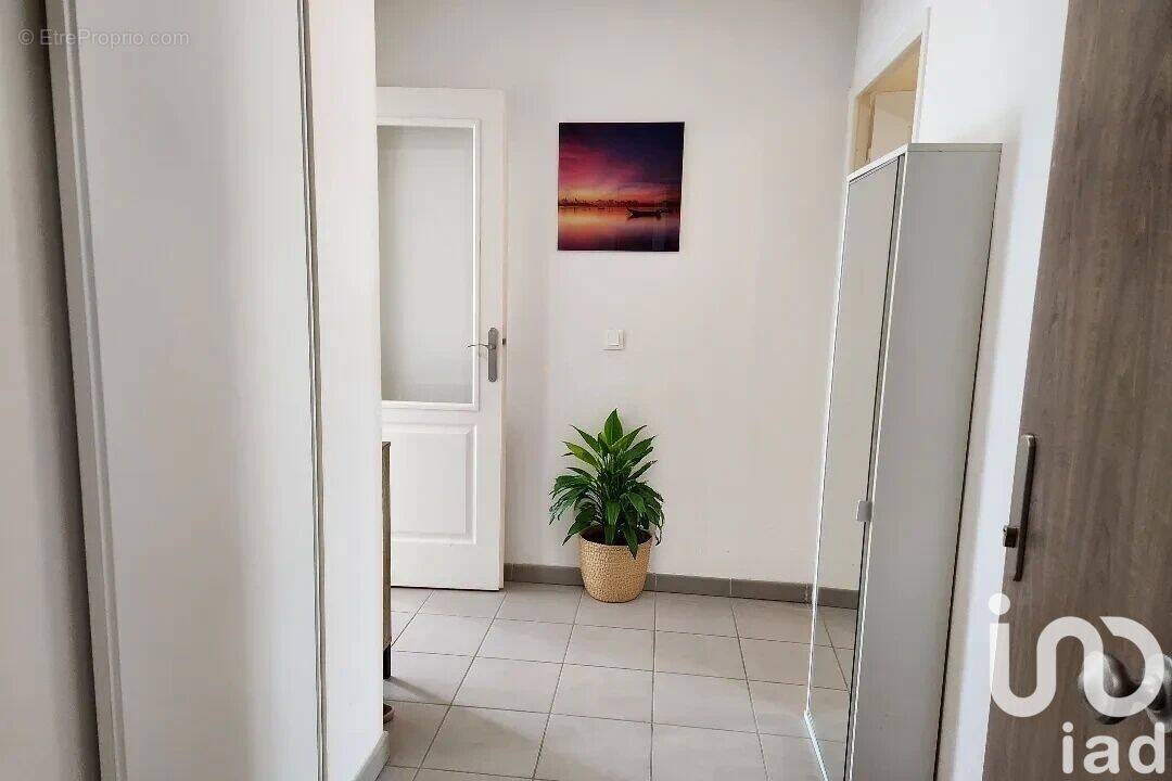 Photo 1 - Appartement à VENISSIEUX