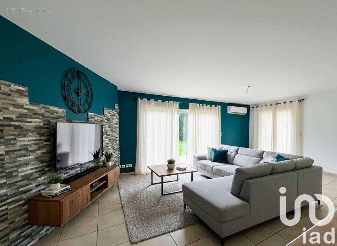 Photo 2 - Maison à SAINT-GENES-DE-FRONSAC