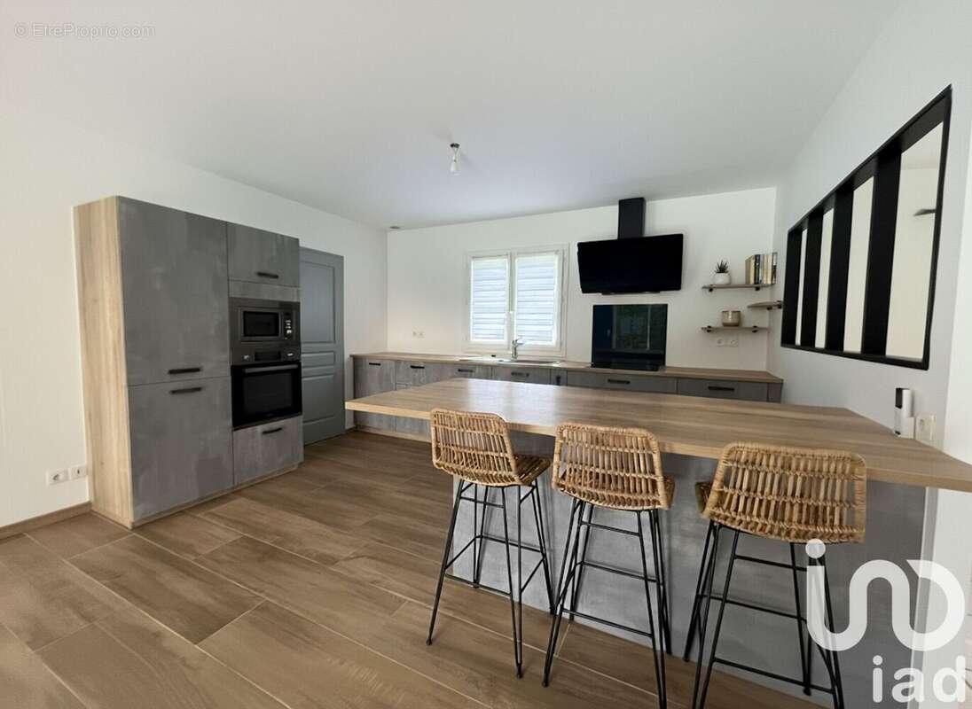 Photo 3 - Maison à SAINT-GENES-DE-FRONSAC