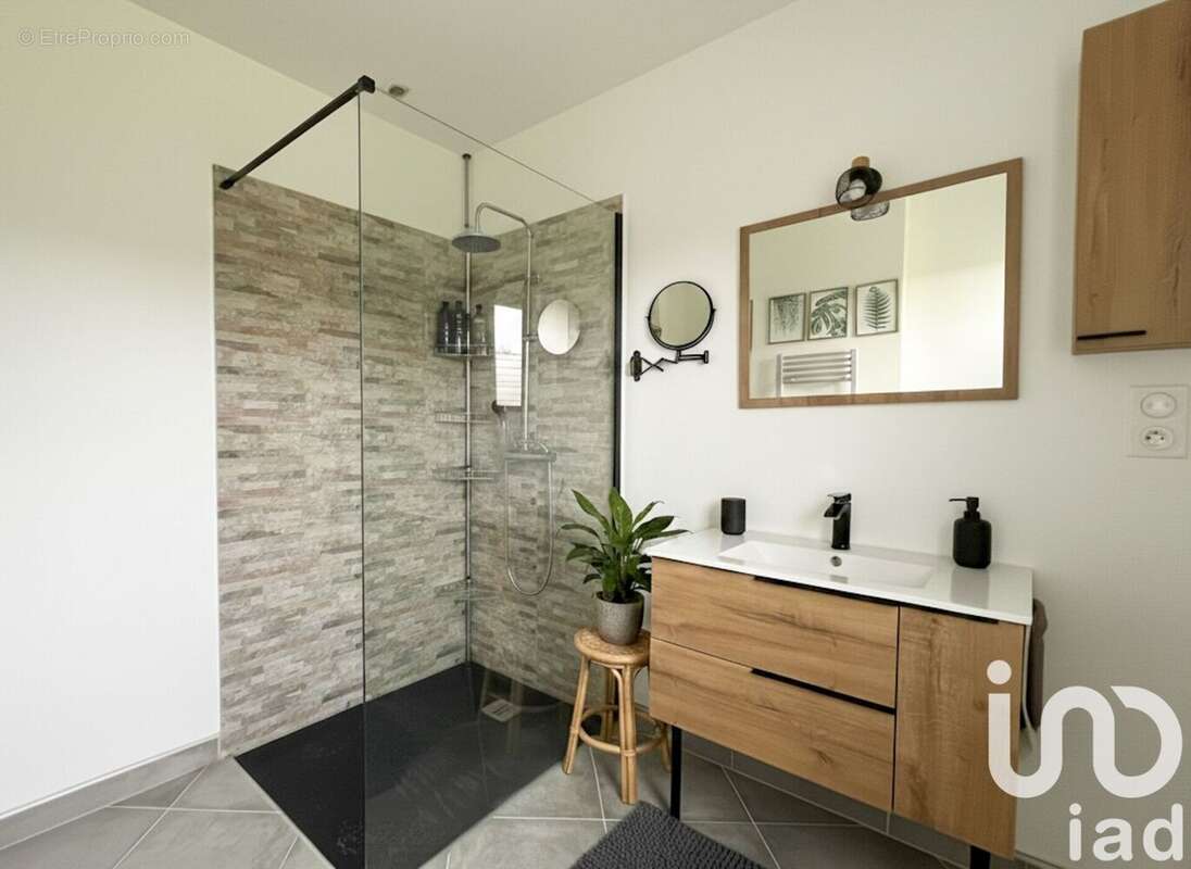 Photo 6 - Maison à SAINT-GENES-DE-FRONSAC