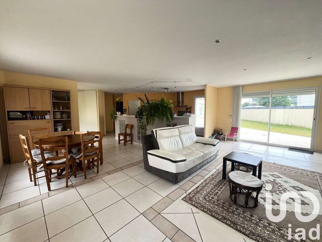 Photo 2 - Maison à ILLATS