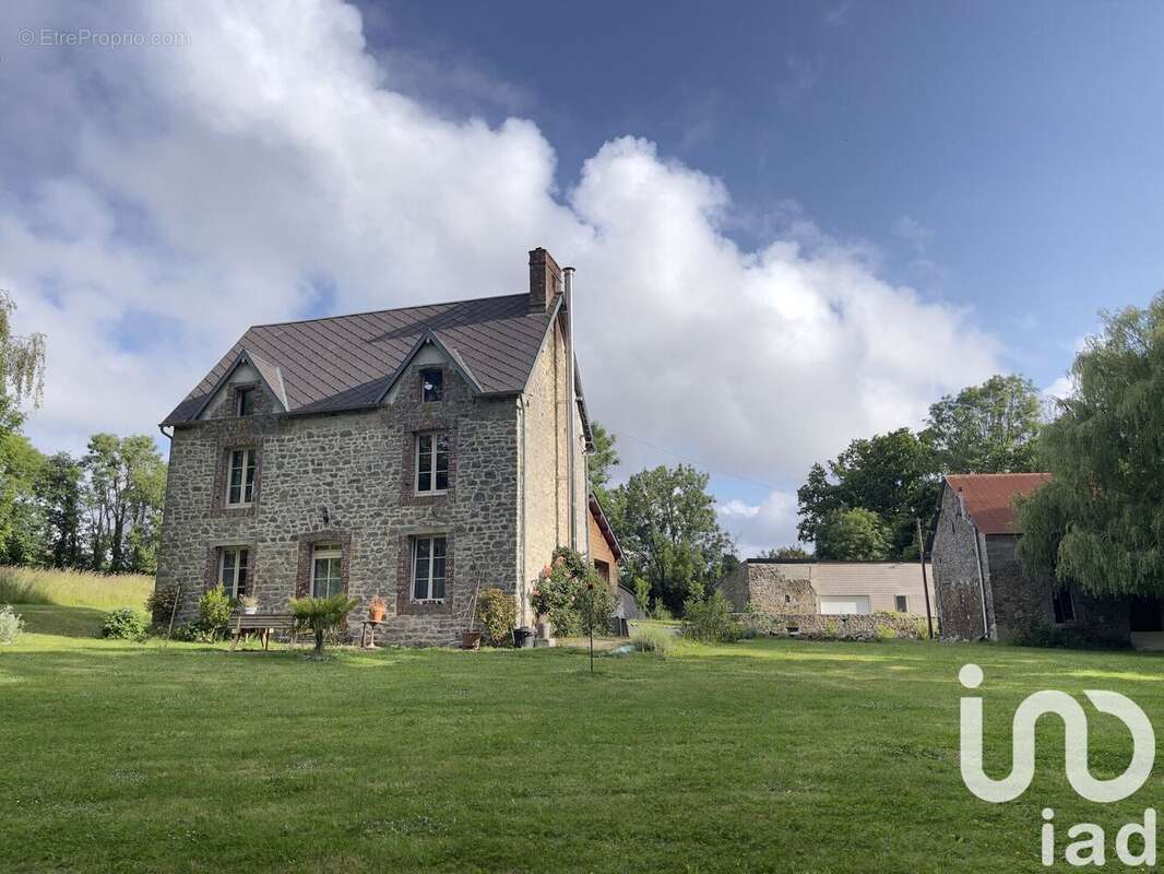 Photo 1 - Maison à ANNOVILLE