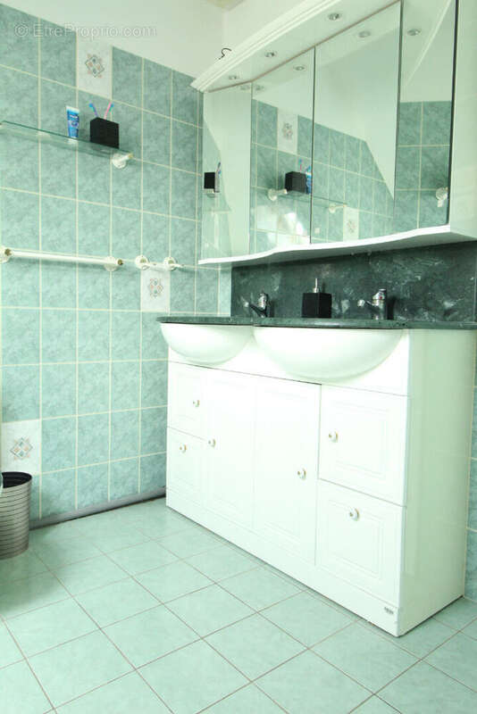 Maison à CHATEAUNEUF-EN-THYMERAIS