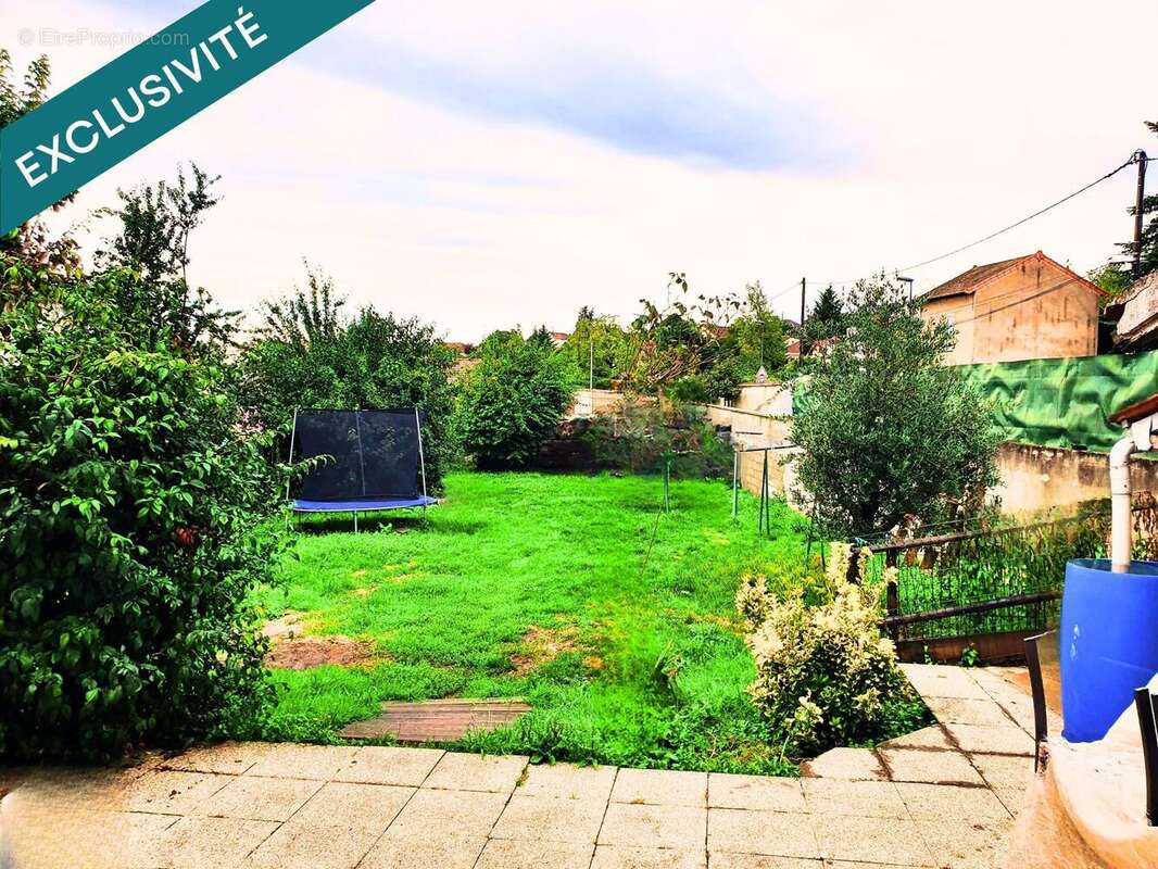 Photo 3 - Maison à CUSSET