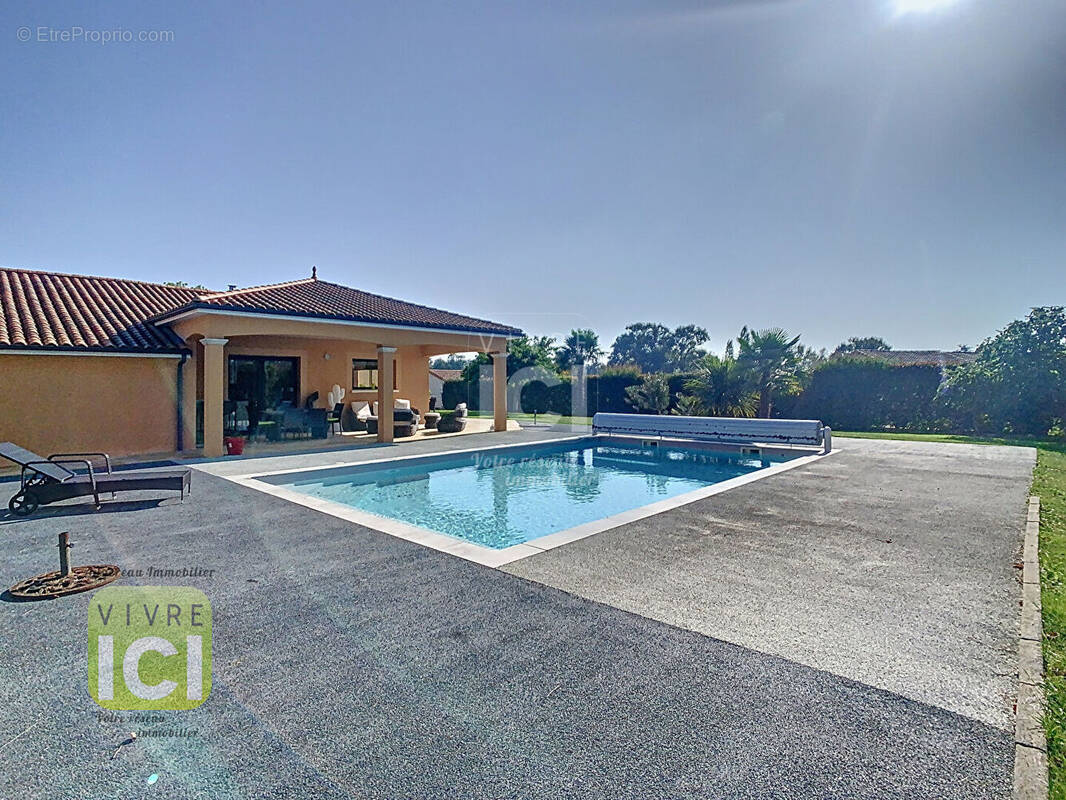 Maison à TOUTLEMONDE