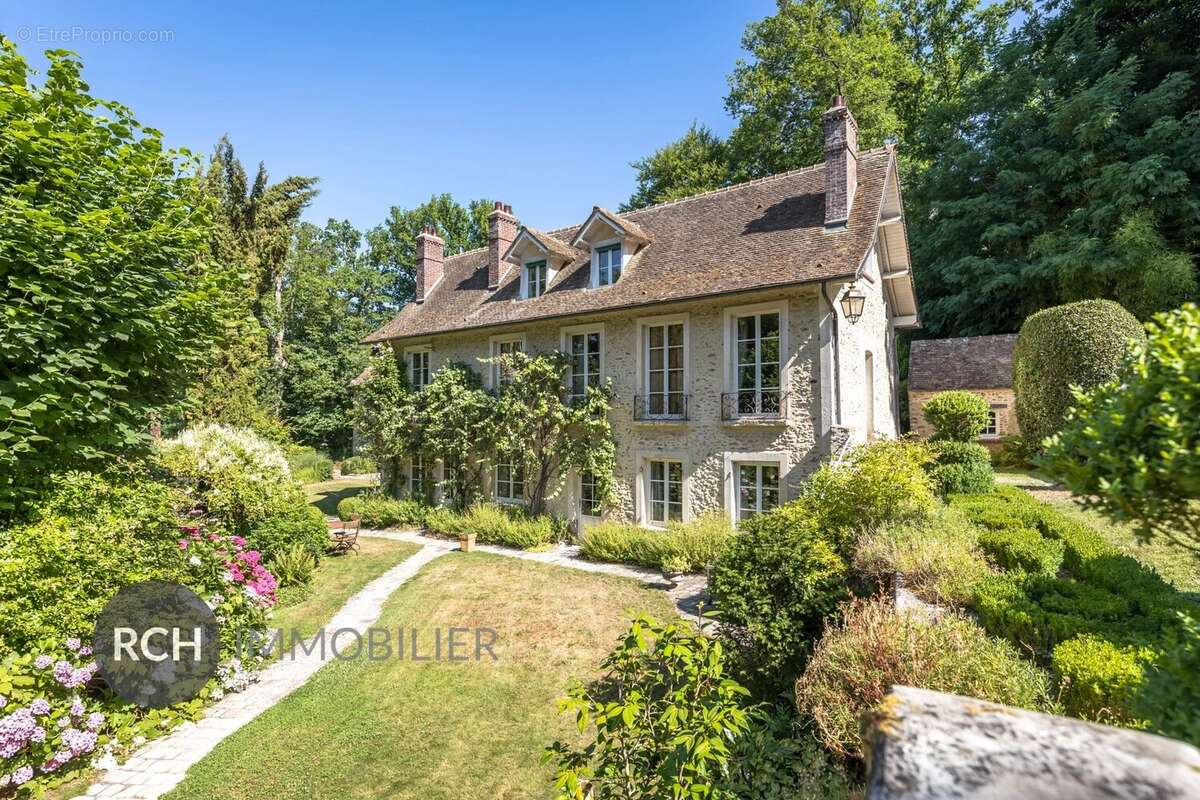 Maison à MONTFORT-L'AMAURY