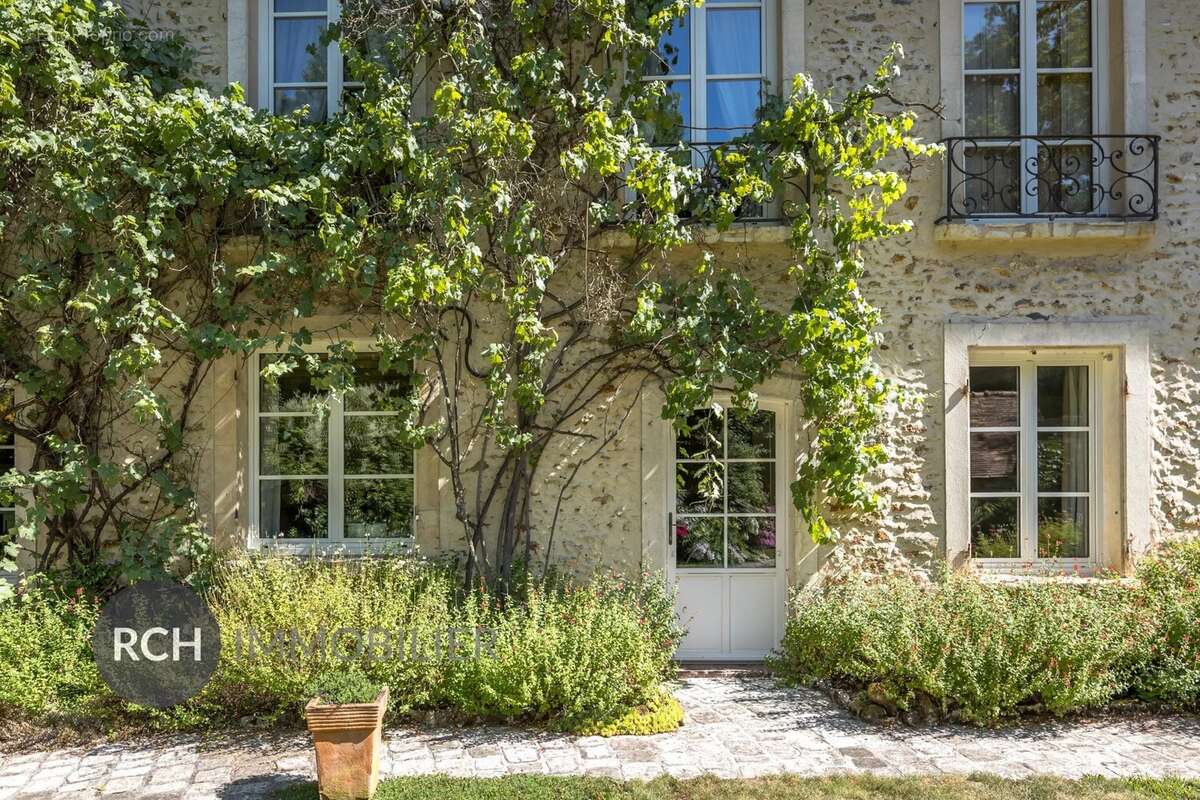 Maison à MONTFORT-L'AMAURY