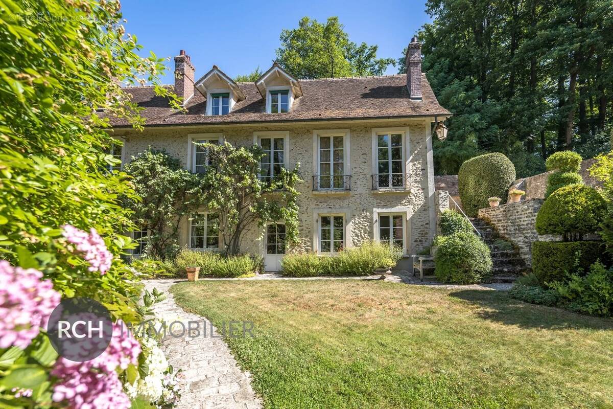 Maison à MONTFORT-L'AMAURY