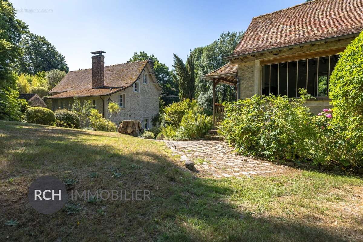Maison à MONTFORT-L'AMAURY