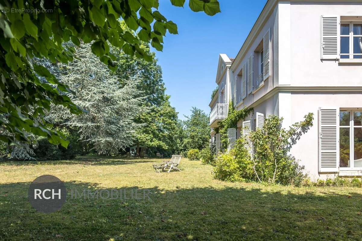 Maison à MONTFORT-L&#039;AMAURY